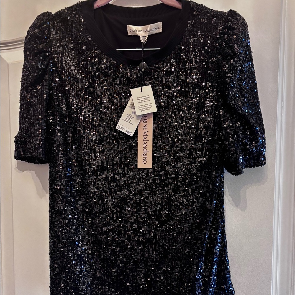 Sequined tee shirt new with tags